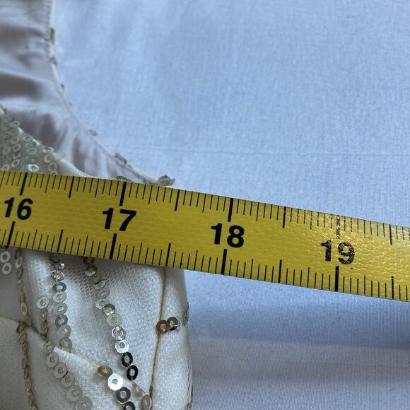 Trina Turk Women's‎ Gold Sequins Embellished Starburst Top Size S Going Out - Picture 4 of 10